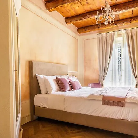 Chiovenda Residenza D'epoca Bed & Breakfast *