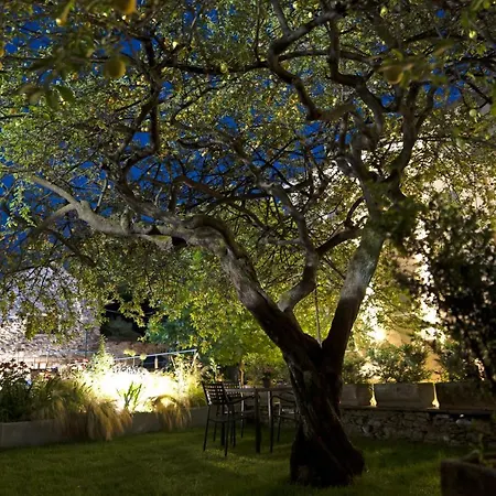 Bed & Breakfast Chiovenda Residenza D'epoca