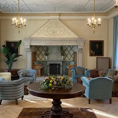 Chiovenda Residenza D'epoca B&B 4*