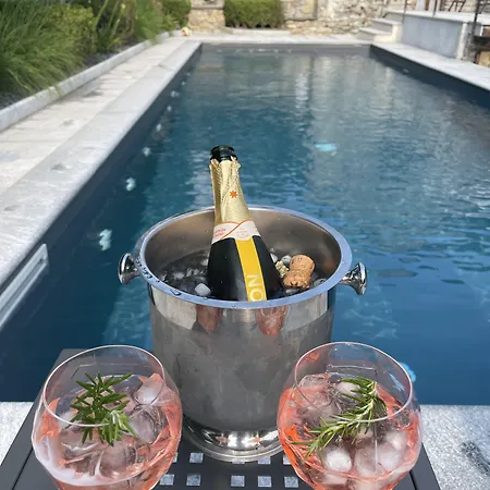 Chiovenda Residenza D'epoca B&B 4*