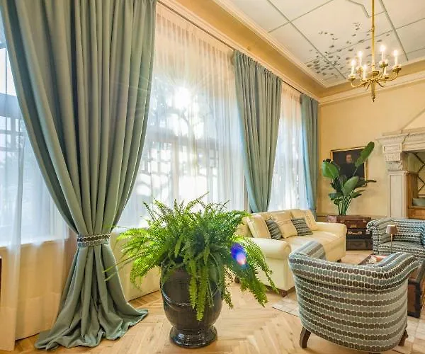 Chiovenda Residenza D'epoca Frühstückspension 4*